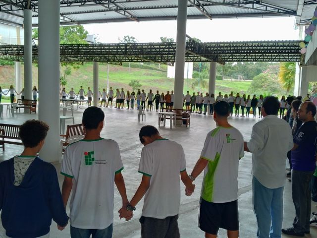 Unidades do Ifes realizam Abraço pela Paz