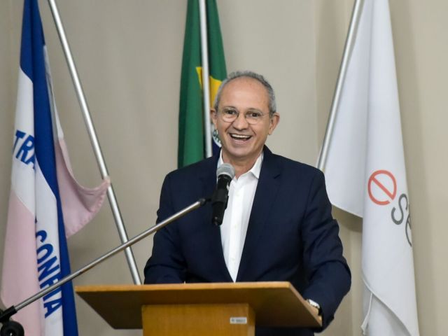 Ifes e Governo do Estado firmam parceria