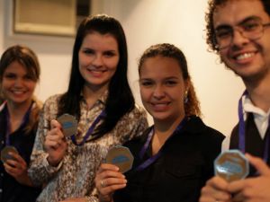 2013 - Equipe do Ifes na Olimpíada Jurídica Escolar