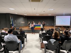 Nepgens realiza oficina de formação sobre gênero e sexualidades para servidores do Ifes