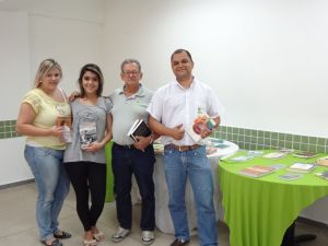 2013 - 1ª Feira de troca de livros do campus Guarapari